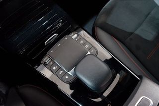 Mercedes Clase A CLASE A 180D 115CV AMG LINE AUTOMATICO