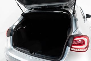 Mercedes Clase A CLASE A 180D 115CV AMG LINE AUTOMATICO