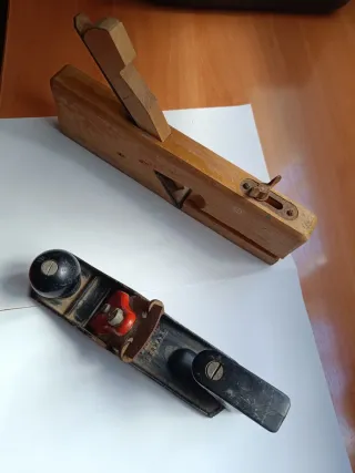 Cepillos de carpintero de madera