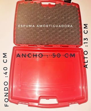 Maleta de plástico roja