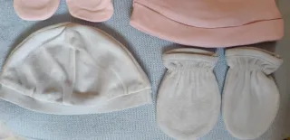 Conjunto gorro y manoplas bebé