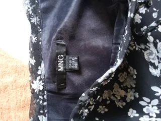 Dos faldas de MNG y Hennes