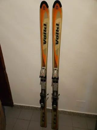 Esquís Volkl 150cm, Botas T.35 y Bolsa