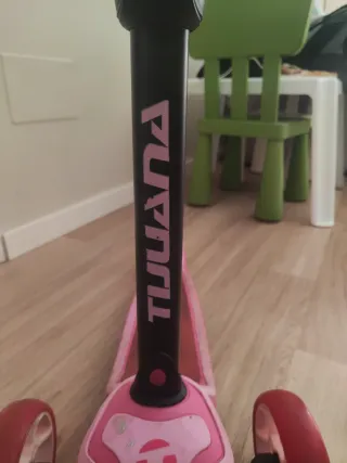 Patinete infantil Tijuana 3 ruedas. Rosa.