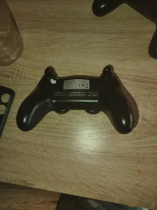 Mando PS4 Rojo y Negro Fake