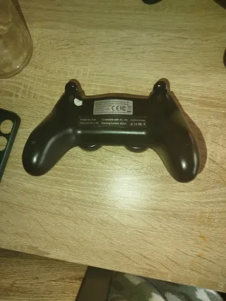 Mando PS4 Rojo y Negro Fake