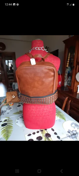 Tris zaini e 1 borsa in regalo