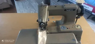 Máquina de coser puntada invisible Brother