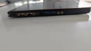 Portátil MSI GS65 Stealth 95D Negro/Dorado