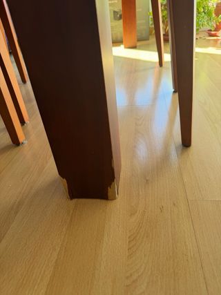 Mesa y 4 Sillas Comedor Madera