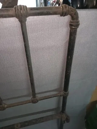 Cabeceros de cama antiguos metálicos