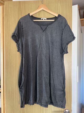 Vestido oversize gris