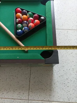 Mini mesa de billar con accesorios