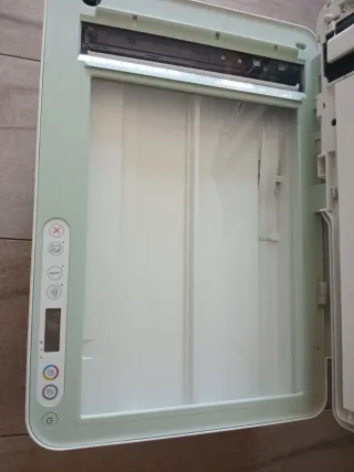 Impresora HP DeskJet Plus 4122