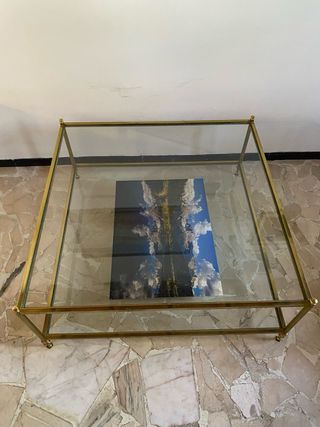 Conjunto mesas centro cristal y metal dorado