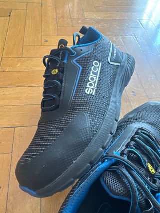 Zapatos de trabajo Sparco negros y azules