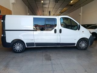 Opel Vivaro 2005