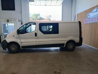 Opel Vivaro 2005