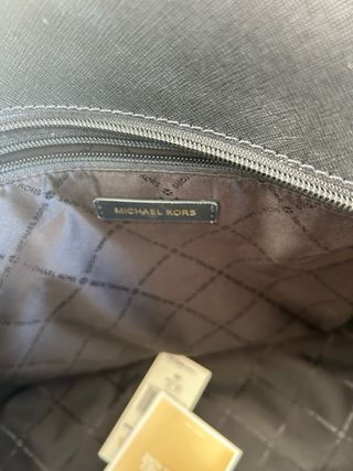 Bolso Michael Kors Jet Set Negro y Dorado