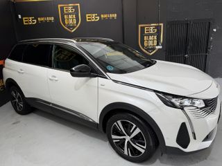 Peugeot 5008 2021