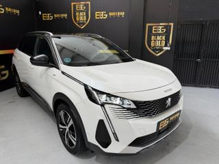 Peugeot 5008 2021