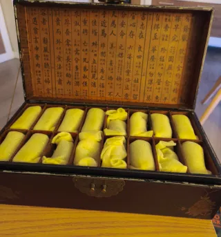 Caja antigua ajedrez chino decorada