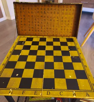 Caja antigua ajedrez chino decorada