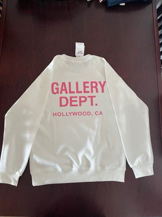 Sudadera Gallery Dept. Blanca y Rosa