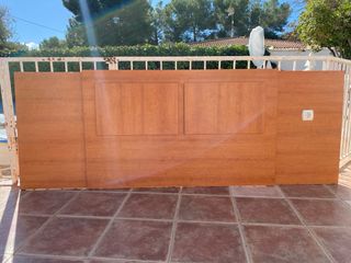 Cabezal de cama de madera