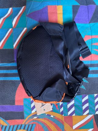 Riñonera Patagonia Naranja y Negra