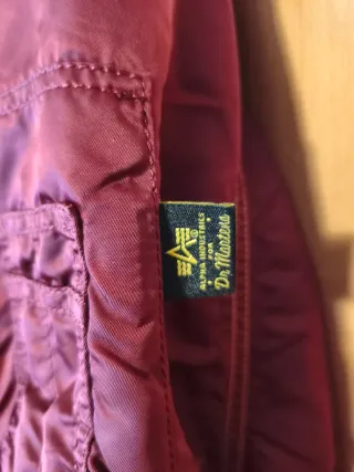 Chaqueta Bomber Alpha Industries x Dr. Martens