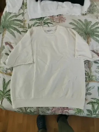 4 sudaderas de marcas Pull&Bear, H&M, Zara