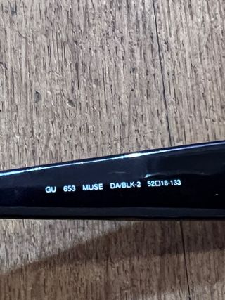 Óculos de Sol Guess Vintage "Muse" – Estilo Y2K