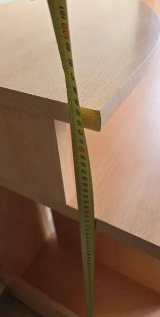 Escritorio color madera clara