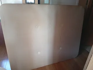 Somier tapizado beige