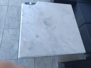 Tavolo in ferro battuto e marmo