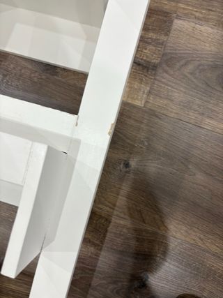 Estantería blanca tipo escalera