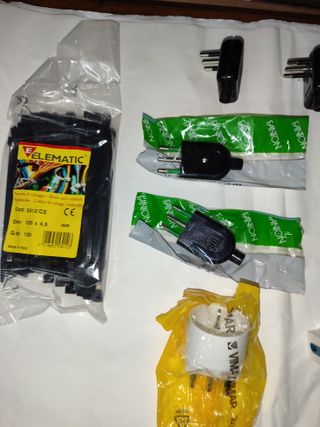 Lotto Elettronica: Fascette, Spine, Adattatori