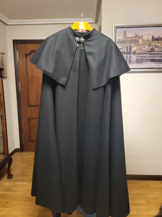 Capa Castellana Negra Talla Única