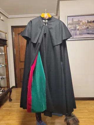 Capa Castellana Negra Talla Única