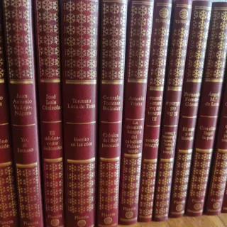 Colección libros planeta en perfecto estado.