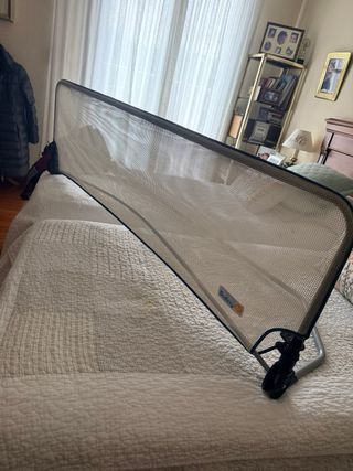 Barrera de seguridad para cama infantil