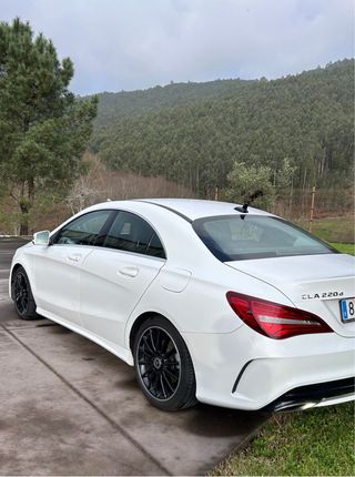 Mercedes Benz CLA 220d