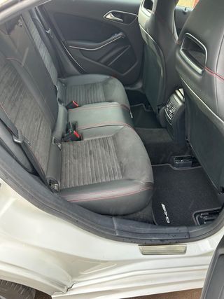 Mercedes Benz CLA 220d