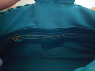 Bolso Rafia Turquesa Cadena Dorada