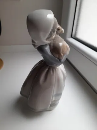 Lladro Pastora con corderito