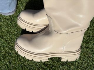 Botas H&M caña alta beige talla 38