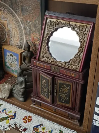 Joyero Chino Antiguo con Espejo