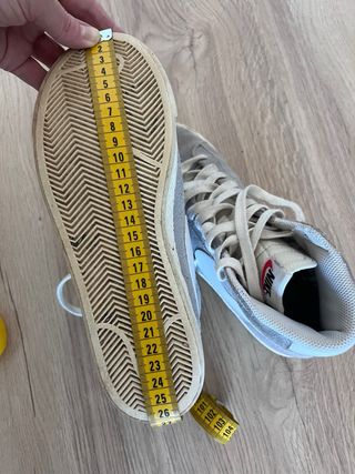 Botas deportivas Nike ante gris talla 38,5