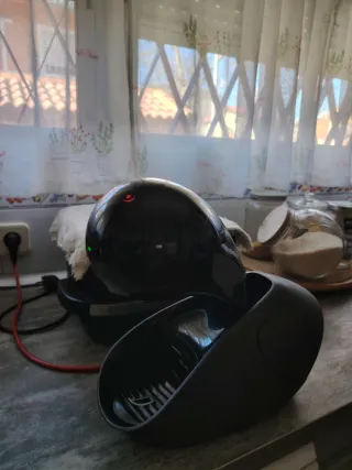 Cafetera Dolce Gusto Automática.